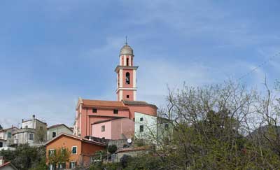 Malerische Kirche